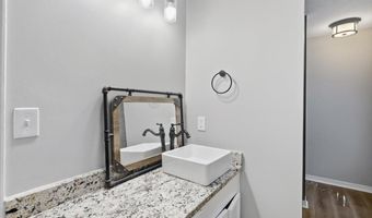 345 Lakeway Dr, Brandon, MS 39047