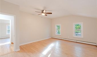 37 Phillip St, Coventry, RI 02816