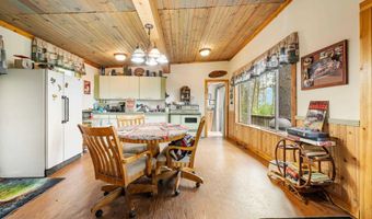 24 Pats Ln, Cascade, ID 83611