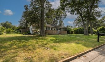 40 Dockage Rd, Bayville, NJ 08721