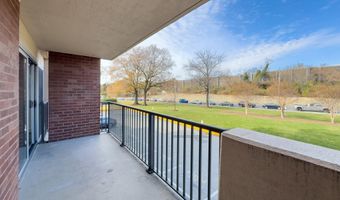 1300 ARMY NAVY Dr 124, Arlington, VA 22202