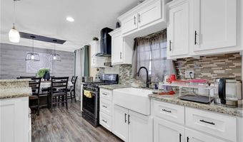 804 Red Bud Dr, Alamo, TX 78516