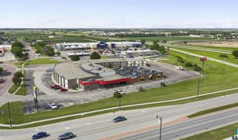 2515 6th St, Brookings, SD 57006