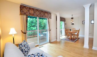 8 Centerbrook Ct 8, Avon, CT 06001