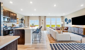 1247 Glenmont St, Algonquin, IL 60102