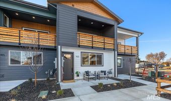 1439 N Bluffs Ridge Ln, Boise, ID 83704