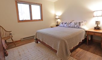 105 Pine Ln, Adirondack, NY 12808