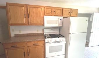 9 Crate Ln, Canaan, NH 03741