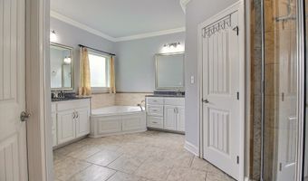 16012 Magnolia Trace Pkwy, Baton Rouge, LA 70817