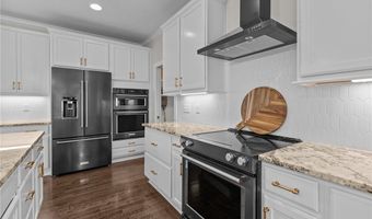 216 Hickory Ln, Adams Twp., PA 16046