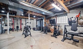 101 Brosville St, Airville, PA 15203
