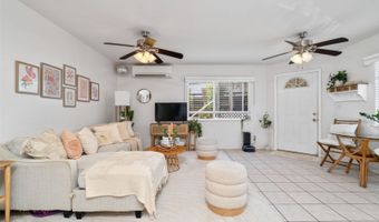 1607 Makiki St B, Honolulu, HI 96822
