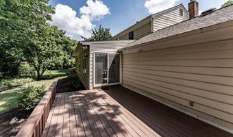 8702 PAPPAS Way, Annandale, VA 22003
