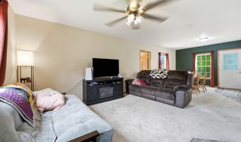 142 Maple St E, Amery, WI 54001