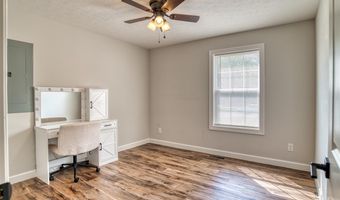 105 Skylar Dr, Auburn, KY 42206