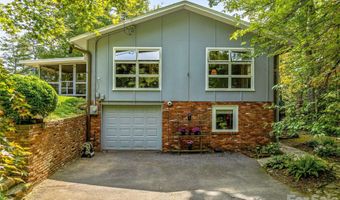 5 Hillcrest Rd E, Asheville, NC 28804