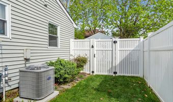 179 Ravenwood Blvd, Barnegat, NJ 08005
