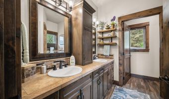 129 Berkshire, Blanchard, ID 83804