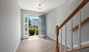 299 S PICKETT St, Alexandria, VA 22304