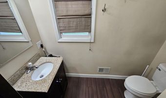 813 W 4th St, Bicknell, IN 47512