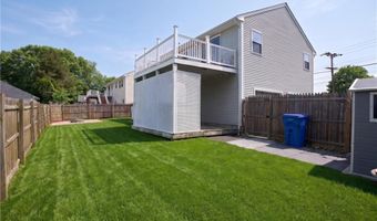 234 3rd Ave, Cranston, RI 02910