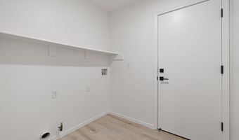 419 Sunshine Ln, Fernley, NV 89408