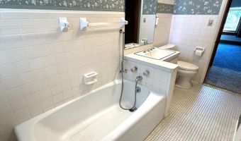 116 5TH Ave, Antigo, WI 54409