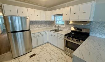 4 Lane B Ln, Coventry, RI 02816