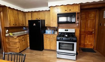 68 Water St 2R, Quincy, MA 02169