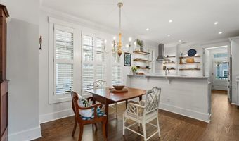 10 Hayek St, Beaufort, SC 29907