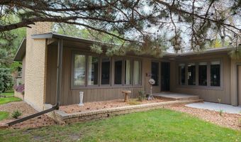 1314 N 3rd St, Aberdeen, SD 57401