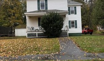 111 Summit St, Baileyville, ME 04694