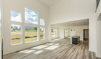 6730 Snowy Owl Ln, Affton, MO 63123