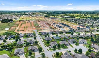 2506 SW Glenn Ridge Rd, Bentonville, AR 72713