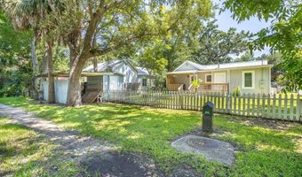 106 17th St, Apalachicola, FL 32320