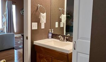 1412 S Carnation, Aurora, MO 65605