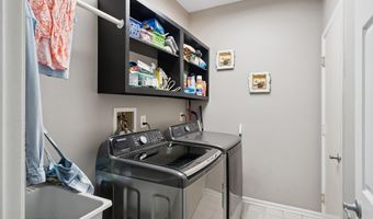 49 Butler Ave, Bayville, NJ 08721