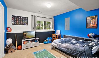 11035 Timberline Dr, Allendale, MI 49401