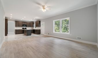 605 Bay Blvd, Bayville, NJ 08721