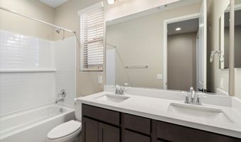 10211 W Crittenden Ln, Avondale, AZ 85392