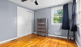 794 Main Ave, Warwick, RI 02886