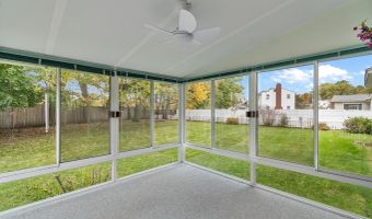 15 Blondin Cir, Burlington, VT 05408