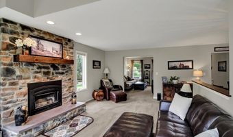 6765 WINDERMERE Ct, Allentown, PA 18104