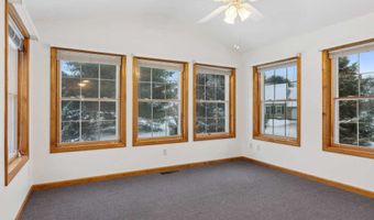 5 Topaz Cir, Auburn, ME 04210