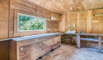 48587 HIGHWAY 242, Broadbent, OR 97414