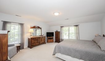 48 Essex Rd, Bedford, NH 03110