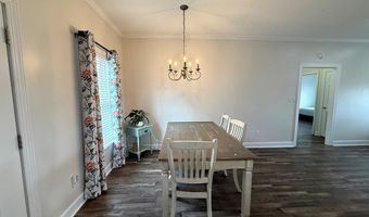 93 Oak Forrest Dr, Adel, GA 31620