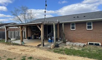 947 N Linden Dr, Alcoa, TN 37701
