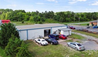 24 Hardwood Ridge Pkwy, Adairsville, GA 30103