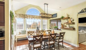 30 Ridgeview Way, Allentown, NJ 08501